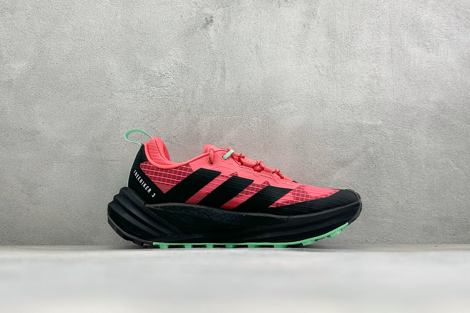 Adidas Terrex Freehiker 3 Low GTX 阿迪达斯透气缓震休闲生活鞋 货号：KI8282 尺码