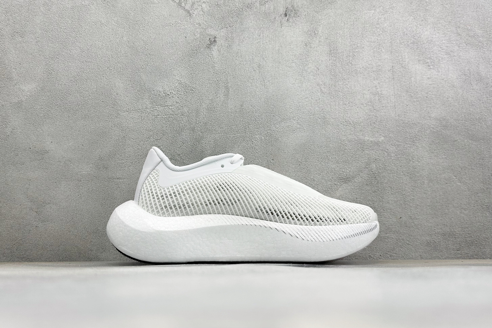 Adidas HyperBoost Edge M 阿迪达斯全新爆米花透气缓震跑步鞋 货号:LA6215 尺码:36 36 Adidas HyperBoost Edge M 阿迪达斯全新爆米花透气缓震跑步鞋 货号:LA6215 尺码:36 36