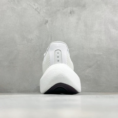 Adidas HyperBoost Edge M 阿迪达斯全新爆米花透气缓震跑步鞋 货号:LA6215 尺码:36 36 Adidas HyperBoost Edge M 阿迪达斯全新爆米花透气缓震跑步鞋 货号:LA6215 尺码:36 36