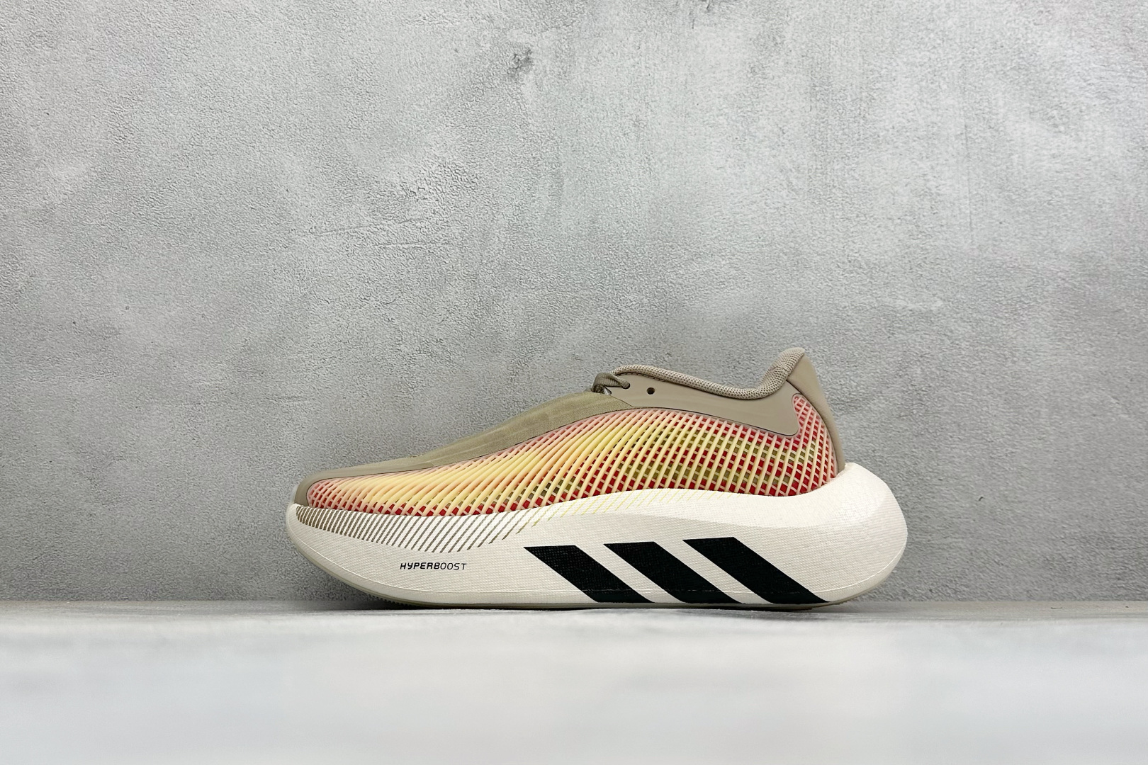 Adidas HyperBoost Edge M 阿迪达斯全新爆米花透气缓震跑步鞋 货号:KH7429 尺码:36 36 Adidas HyperBoost Edge M 阿迪达斯全新爆米花透气缓震跑步鞋 货号:KH7429 尺码:36 36
