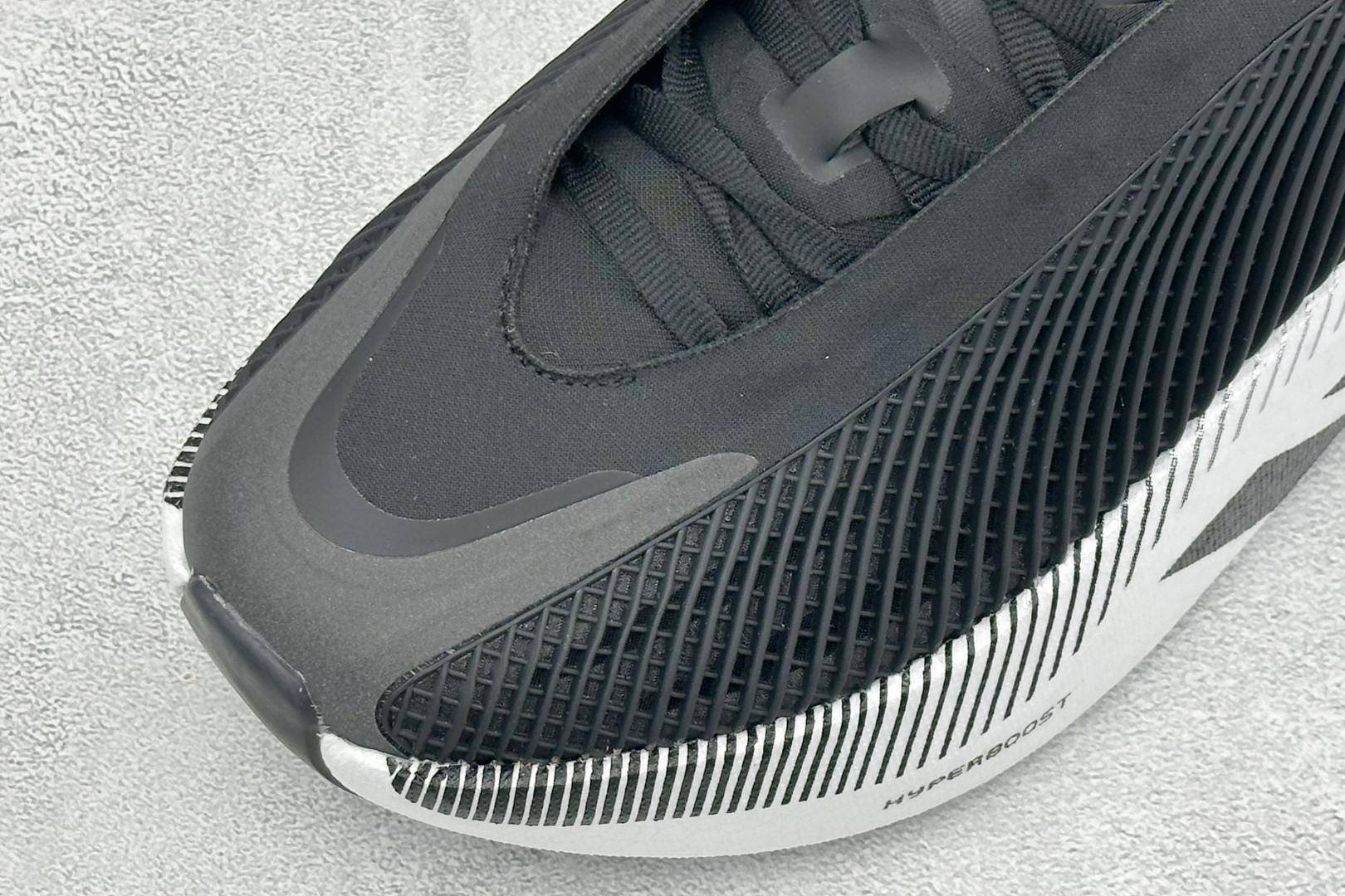 Adidas HyperBoost Edge M 阿迪达斯全新爆米花透气缓震跑步鞋 货号：LA6216 尺码：36 36