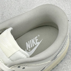 K版Nike SB Dunk Low 低帮休闲板鞋 独家版型蒸餾加工帶來的是更好的视觉和脚感体验大厂纯原品质出货 清洁度 K版Nike SB Dunk Low 低帮休闲板鞋 独家版型蒸餾加工帶來的是更好的视觉和脚感体验大厂纯原品质出货 清洁度