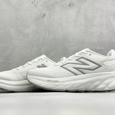 NEW BALANCE 1080V13 缓震运动鞋NB透气运动休闲跑鞋 DETAIL INFO可靠的舒适性和高性能相结合 NEW BALANCE 1080V13 缓震运动鞋NB透气运动休闲跑鞋 DETAIL INFO可靠的舒适性和高性能相结合