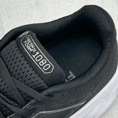NEW BALANCE 1080V13 缓震运动鞋NB透气运动休闲跑鞋 DETAIL INFO可靠的舒适性和高性能相结合 NEW BALANCE 1080V13 缓震运动鞋NB透气运动休闲跑鞋 DETAIL INFO可靠的舒适性和高性能相结合