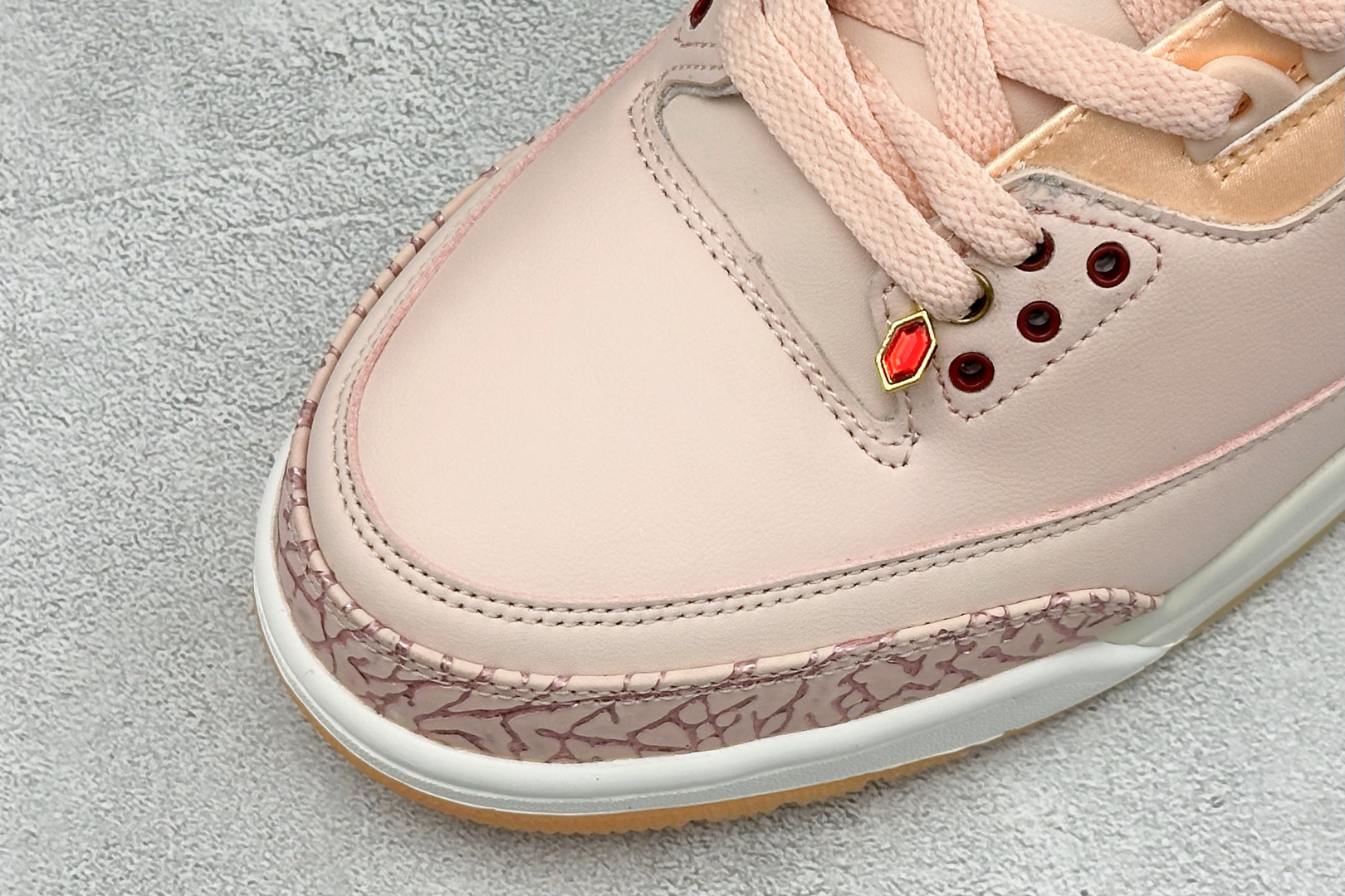 福利特价 Air Jordan 3 Retro 迈克尔·乔丹AJ3代中帮复古休闲运动文化篮球鞋 货号: HJ0178-6