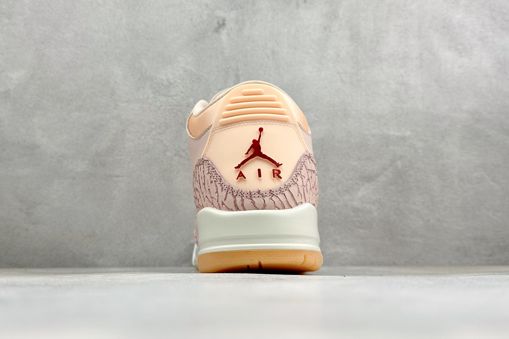 福利特价 Air Jordan 3 Retro 迈克尔·乔丹AJ3代中帮复古休闲运动文化篮球鞋 货号: HJ0178-6