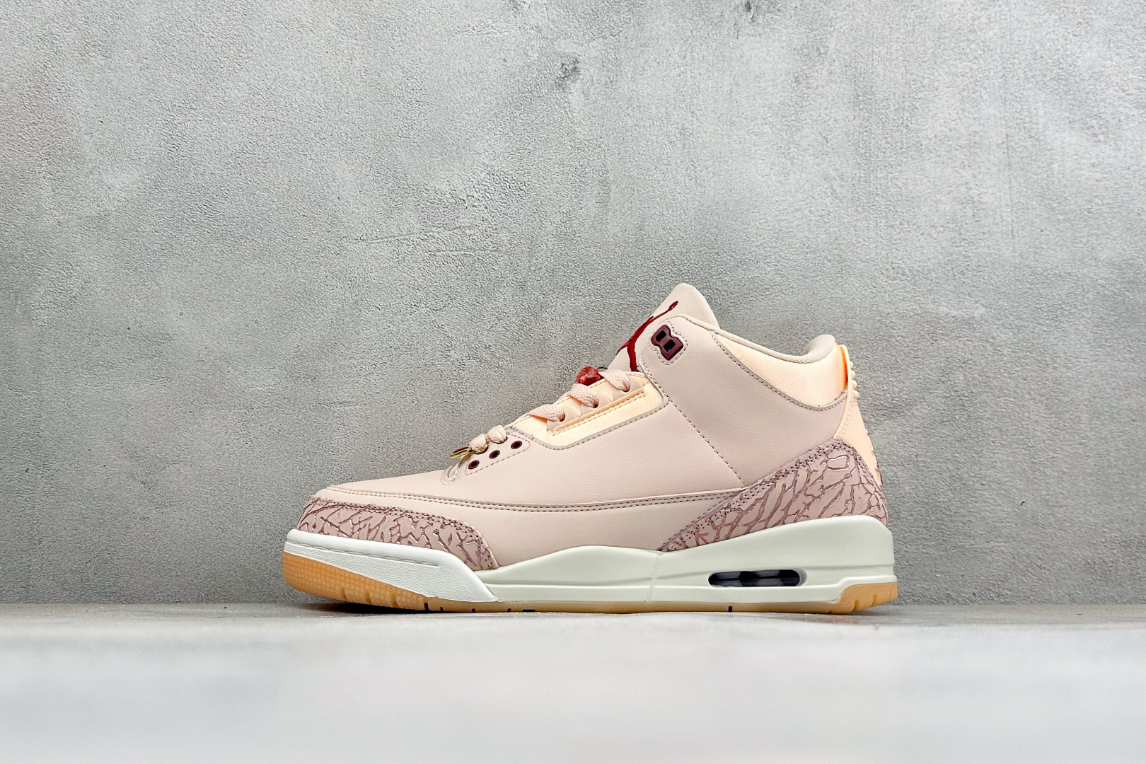福利特价 Air Jordan 3 Retro 迈克尔·乔丹AJ3代中帮复古休闲运动文化篮球鞋 货号: HJ0178-6 福利特价 Air Jordan 3 Retro 迈克尔·乔丹AJ3代中帮复古休闲运动文化篮球鞋 货号: HJ0178-6