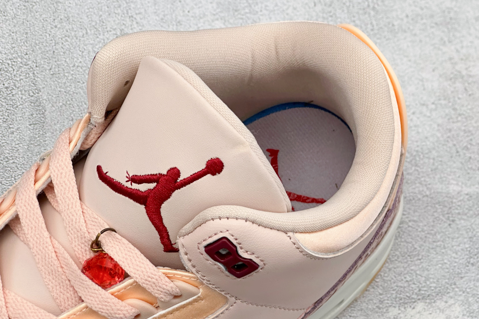 福利特价 Air Jordan 3 Retro 迈克尔·乔丹AJ3代中帮复古休闲运动文化篮球鞋 货号: HJ0178-6