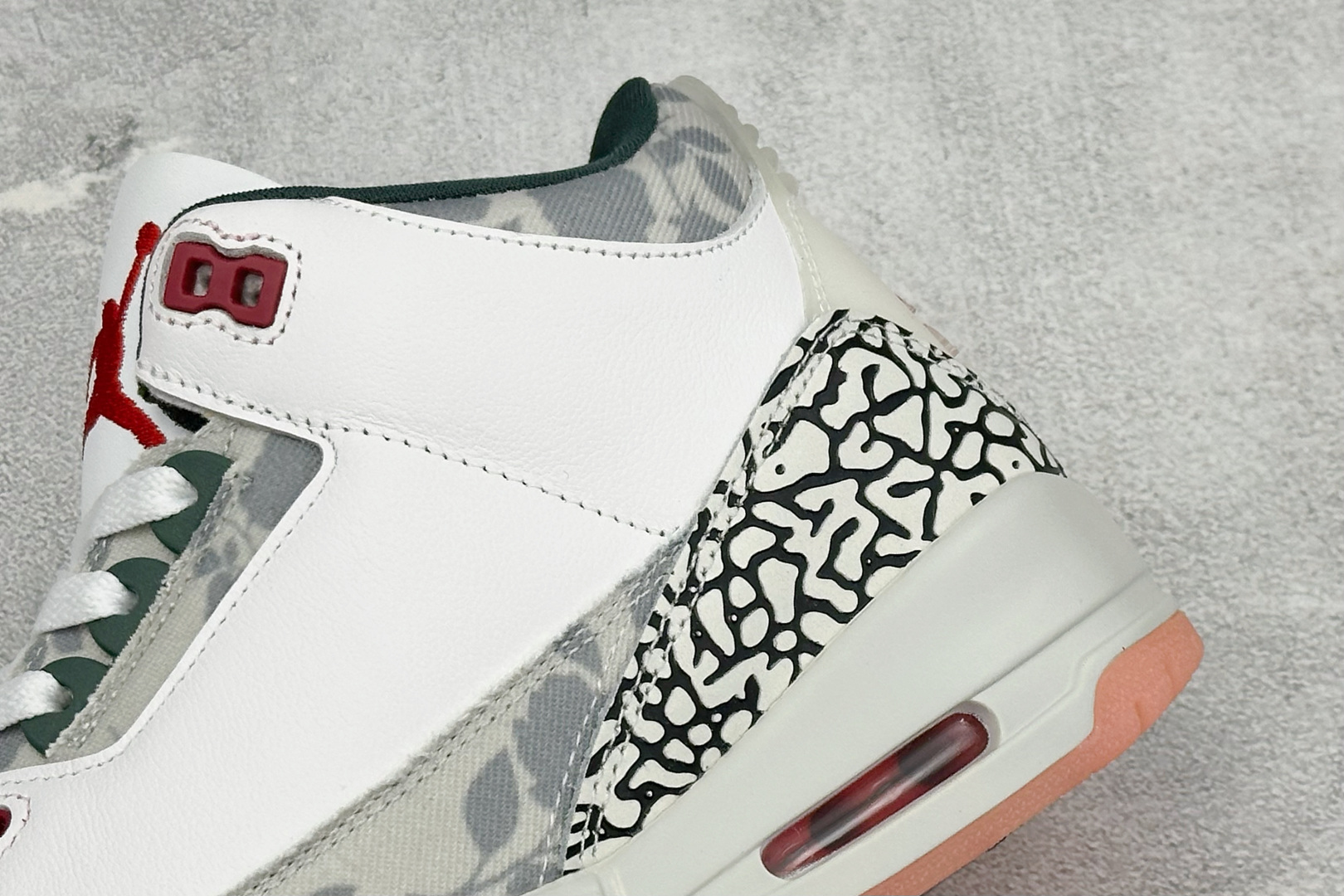 福利特价 Air Jordan 3 Retro 迈克尔·乔丹AJ3代中帮复古休闲运动文化篮球鞋 货号: HM6993-1 福利特价 Air Jordan 3 Retro 迈克尔·乔丹AJ3代中帮复古休闲运动文化篮球鞋 货号: HM6993-1