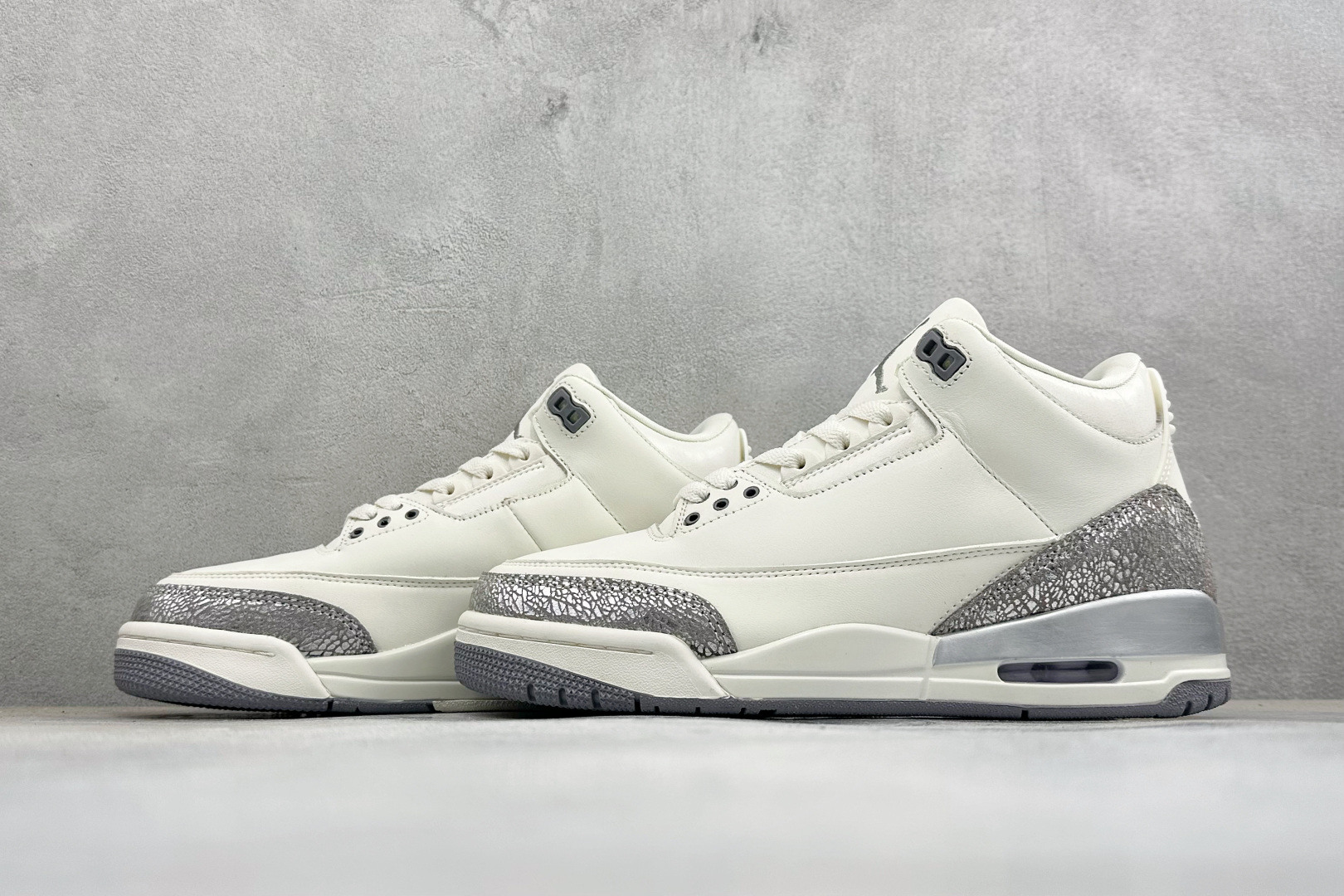 福利特价 Air Jordan 3 Retro 迈克尔·乔丹AJ3代中帮复古休闲运动文化篮球鞋 货号: CK9246-1 福利特价 Air Jordan 3 Retro 迈克尔·乔丹AJ3代中帮复古休闲运动文化篮球鞋 货号: CK9246-1