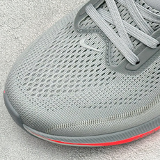 Nike Air Zoom Pegasus 42 耐克网面透气轻便耐磨跑鞋 货号:IB1873-004 尺码:36 36 Nike Air Zoom Pegasus 42 耐克网面透气轻便耐磨跑鞋 货号:IB1873-004 尺码:36 36