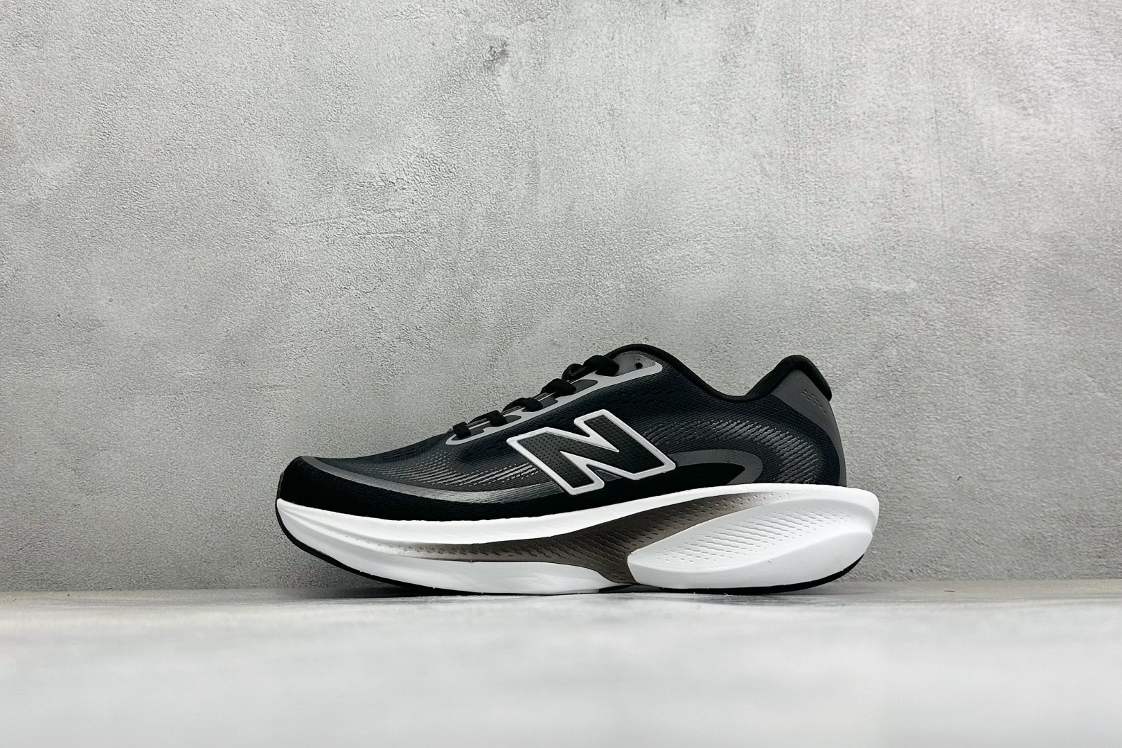 福利特价 New Balance Ellipse v1 舒适贴合透气跑步鞋 货号：WELPS932 尺码：36-45 