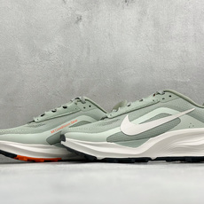 NIKE ACG PEGASUS TRAIL 网面耐磨防震跑步鞋 登月兼顾迅疾外观和稳固脚感 后跟覆面和中足动态支撑巧妙 NIKE ACG PEGASUS TRAIL 网面耐磨防震跑步鞋 登月兼顾迅疾外观和稳固脚感 后跟覆面和中足动态支撑巧妙
