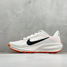 NIKE ACG PEGASUS TRAIL 网面耐磨防震跑步鞋 登月兼顾迅疾外观和稳固脚感 后跟覆面和中足动态支撑巧妙 NIKE ACG PEGASUS TRAIL 网面耐磨防震跑步鞋 登月兼顾迅疾外观和稳固脚感 后跟覆面和中足动态支撑巧妙