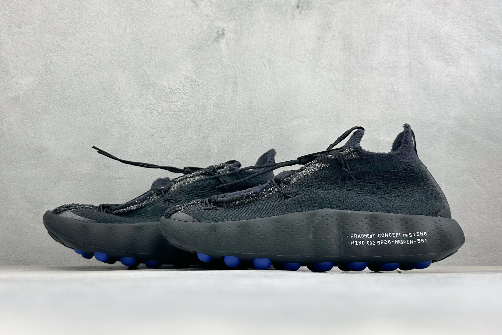 H版Nike x Fragment Mind 002 神经科学足底按摩鞋 #从神经科学中汲取灵感 鞋面采用穿孔透气织物材 H版Nike x Fragment Mind 002 神经科学足底按摩鞋 #从神经科学中汲取灵感 鞋面采用穿孔透气织物材