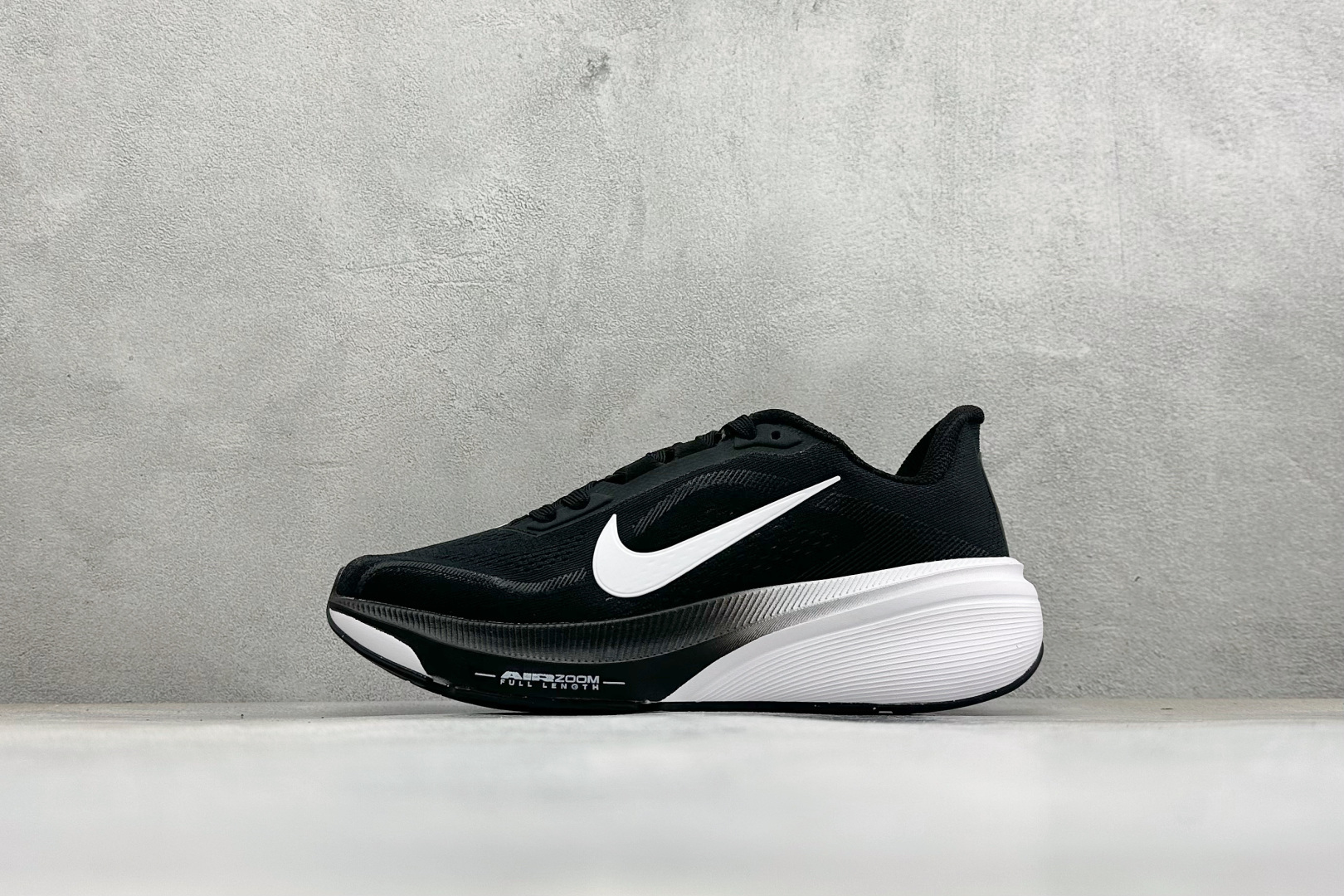 HY版Nike Air Zoom Pegasus 42 耐克网面透气轻便耐磨跑鞋 货号:IB1881-001 尺码:36 HY版Nike Air Zoom Pegasus 42 耐克网面透气轻便耐磨跑鞋 货号:IB1881-001 尺码:36