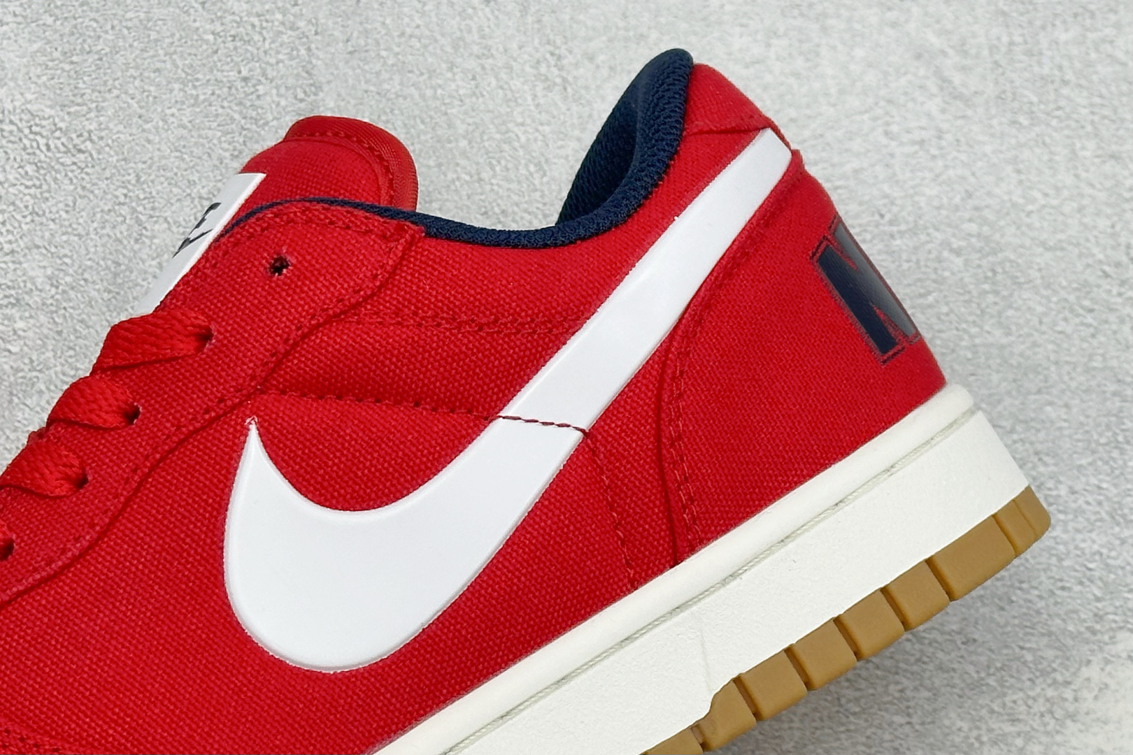 FS版Big Nike Low 耐克 简约百搭 減震耐磨 低帮板鞋 货号: -600 尺码：36-45 