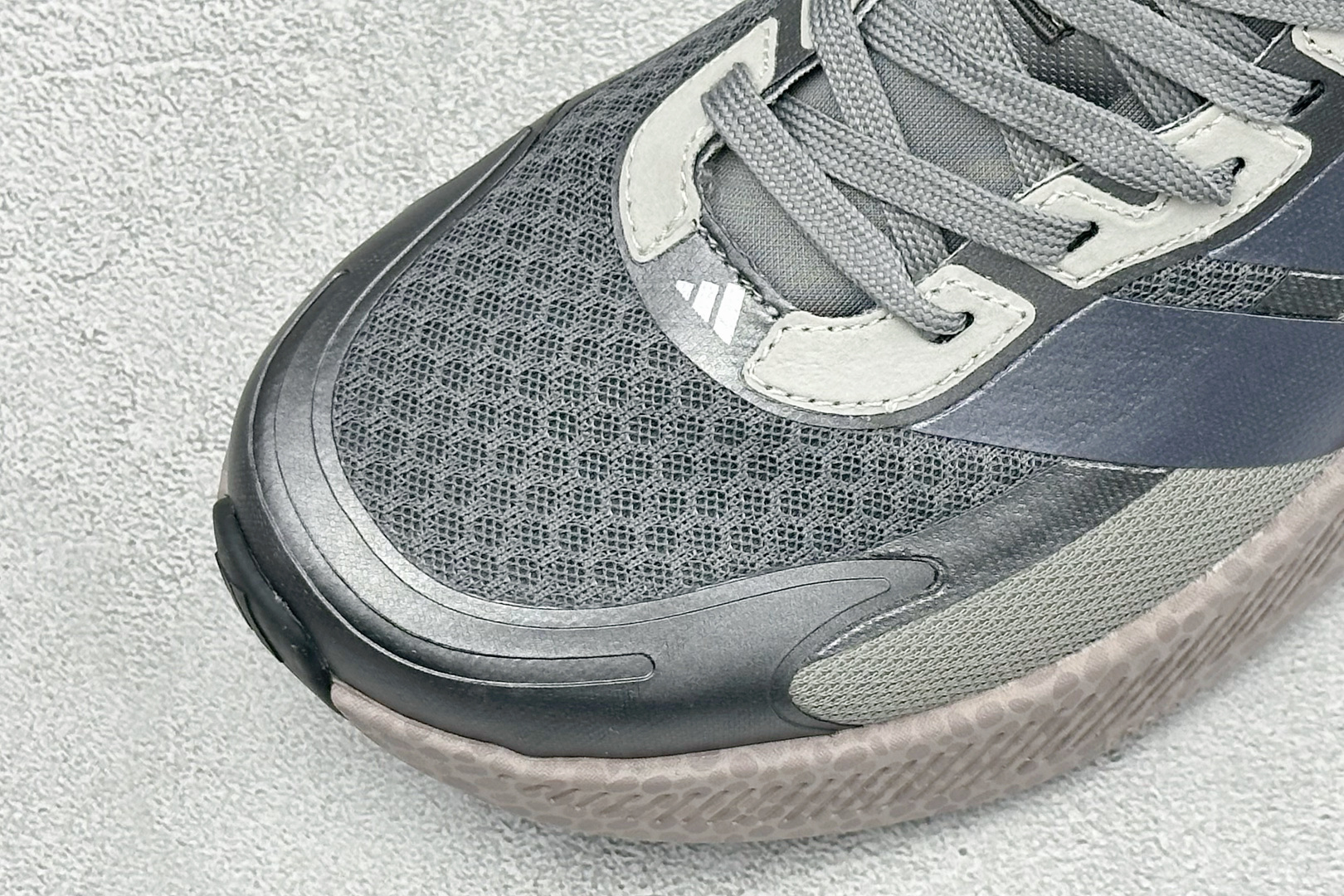 TF版AD HYPERBOOST EDGE M 阿迪达斯全新爆米花透气缓震跑步鞋 货号：LA5960 尺码：36-45 