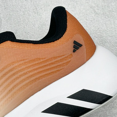 TF版ADIDAS 阿迪舒适百搭防滑耐磨 低帮休闲跑步鞋 中底配置方面搭载全掌Lightstrike Pro 鞋面采用透 TF版ADIDAS 阿迪舒适百搭防滑耐磨 低帮休闲跑步鞋 中底配置方面搭载全掌Lightstrike Pro 鞋面采用透