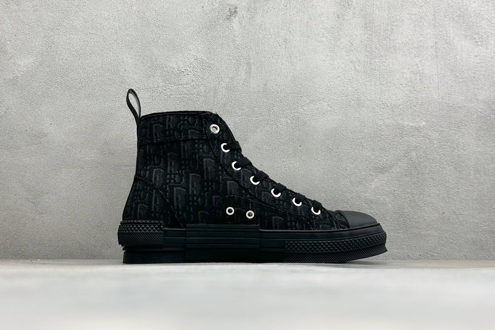 DIOR迪奥 B23 圆头系带舒适百搭 高帮 帆布鞋 货号： 尺码：36-45 