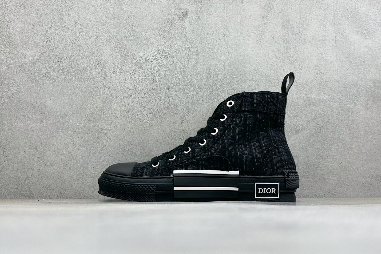 DIOR迪奥 B23 圆头系带舒适百搭 高帮 帆布鞋 货号： 尺码：36-45 