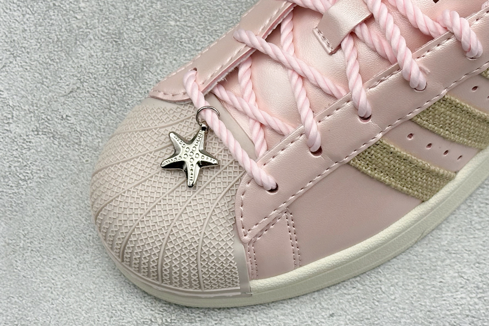 Adidas Originals SUPERSTAR II W 贝壳头系列 三叶草低帮经典百搭休闲运动板鞋 货号：LB9