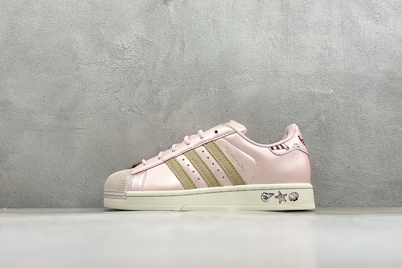 Adidas Originals SUPERSTAR II W 贝壳头系列 三叶草低帮经典百搭休闲运动板鞋 货号：LB9