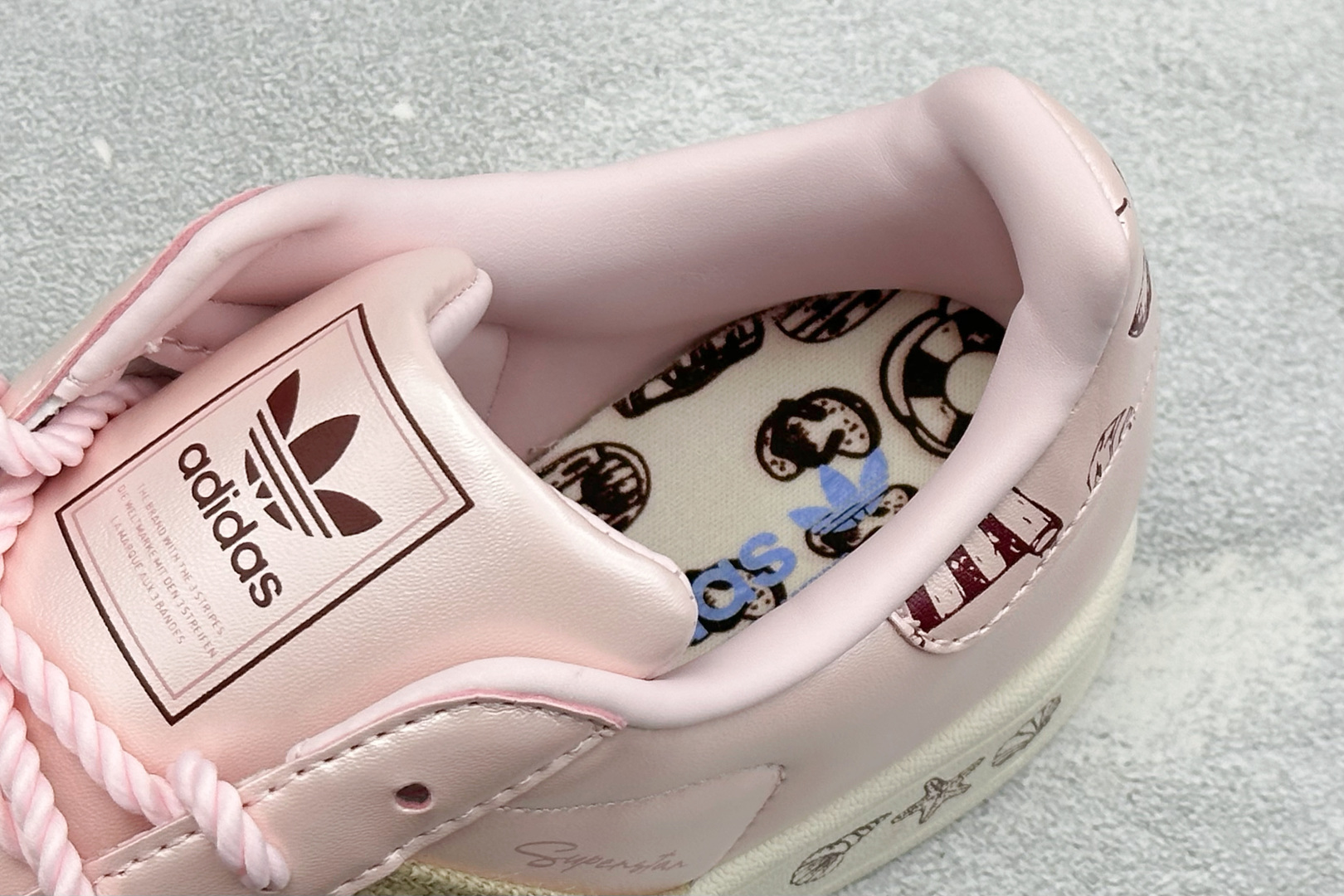 Adidas Originals SUPERSTAR II W 贝壳头系列 三叶草低帮经典百搭休闲运动板鞋 货号：LB9
