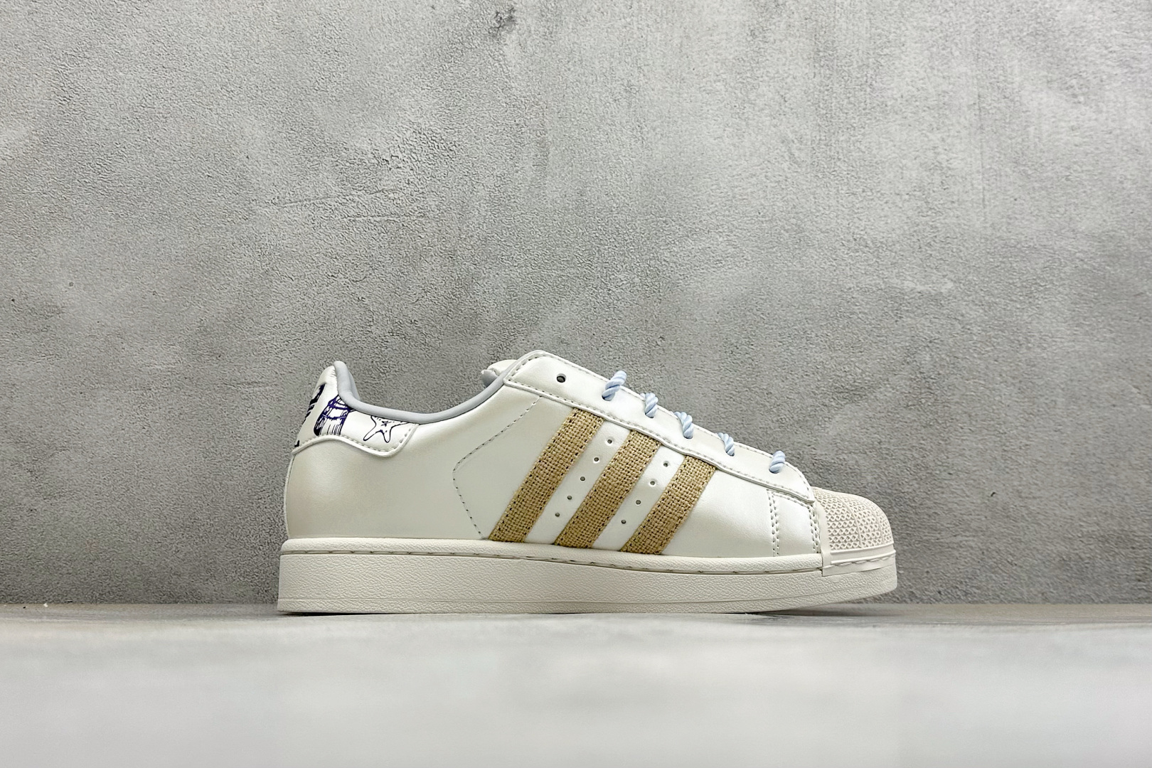 Adidas Originals SUPERSTAR II W 贝壳头系列 三叶草低帮经典百搭休闲运动板鞋 货号：LB9