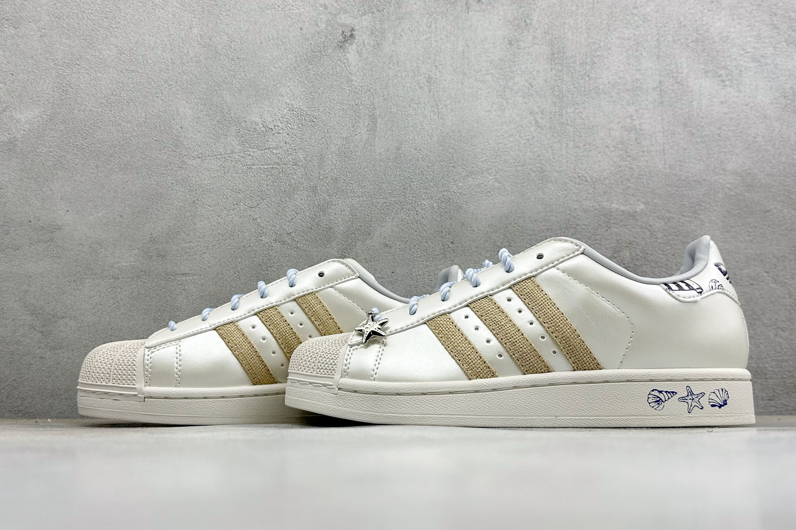 Adidas Originals SUPERSTAR II W 贝壳头系列 三叶草低帮经典百搭休闲运动板鞋 货号：LB9