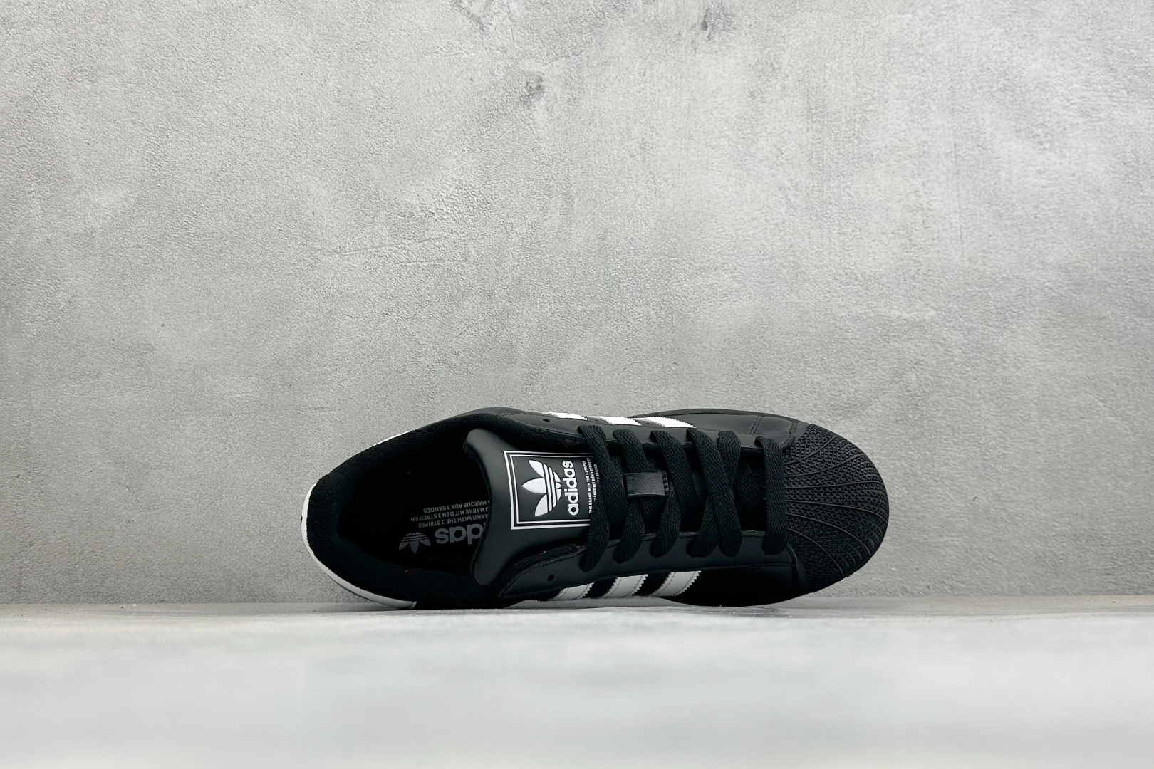 Adidas Originals SUPERSTAR W 贝壳头系列 三叶草低帮经典百搭休闲运动板鞋 货号：JI0079