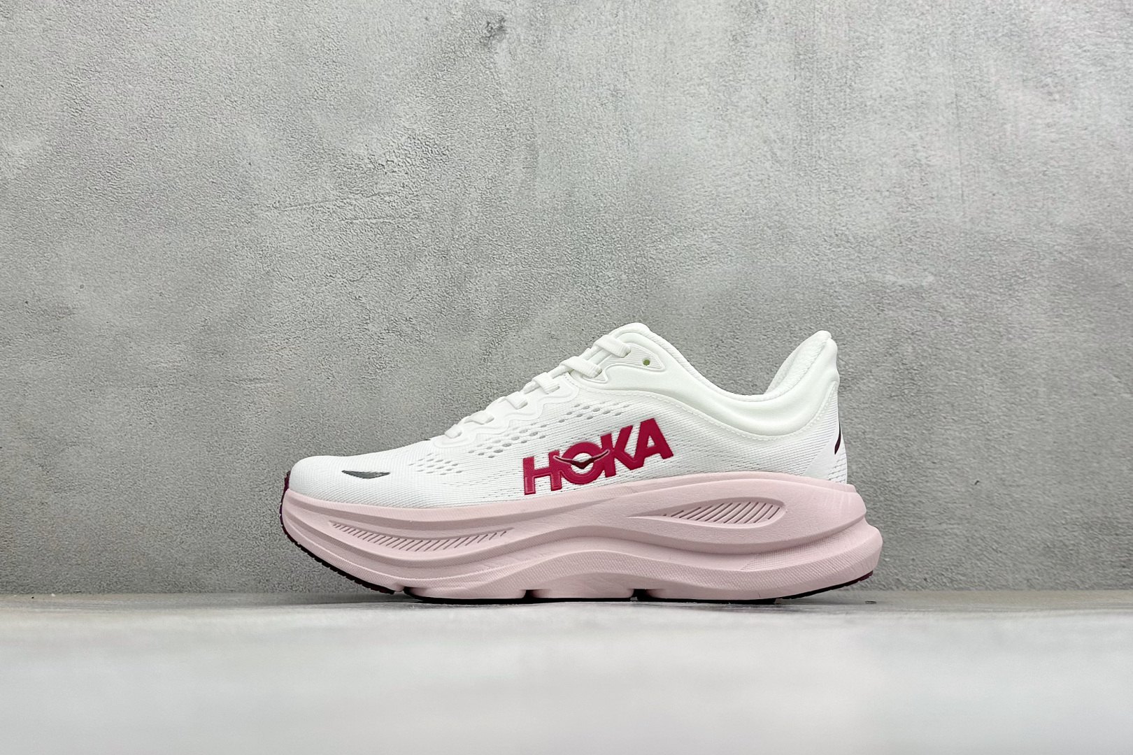 HOKA ONE ONE Bondi 9 复古舒适防滑耐磨低帮山地户外跑步鞋 货号: -WKP 尺码: 36-40 