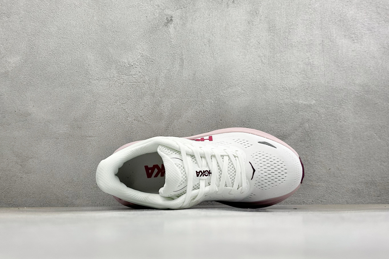 HOKA ONE ONE Bondi 9 复古舒适防滑耐磨低帮山地户外跑步鞋 货号: -WKP 尺码: 36-40 