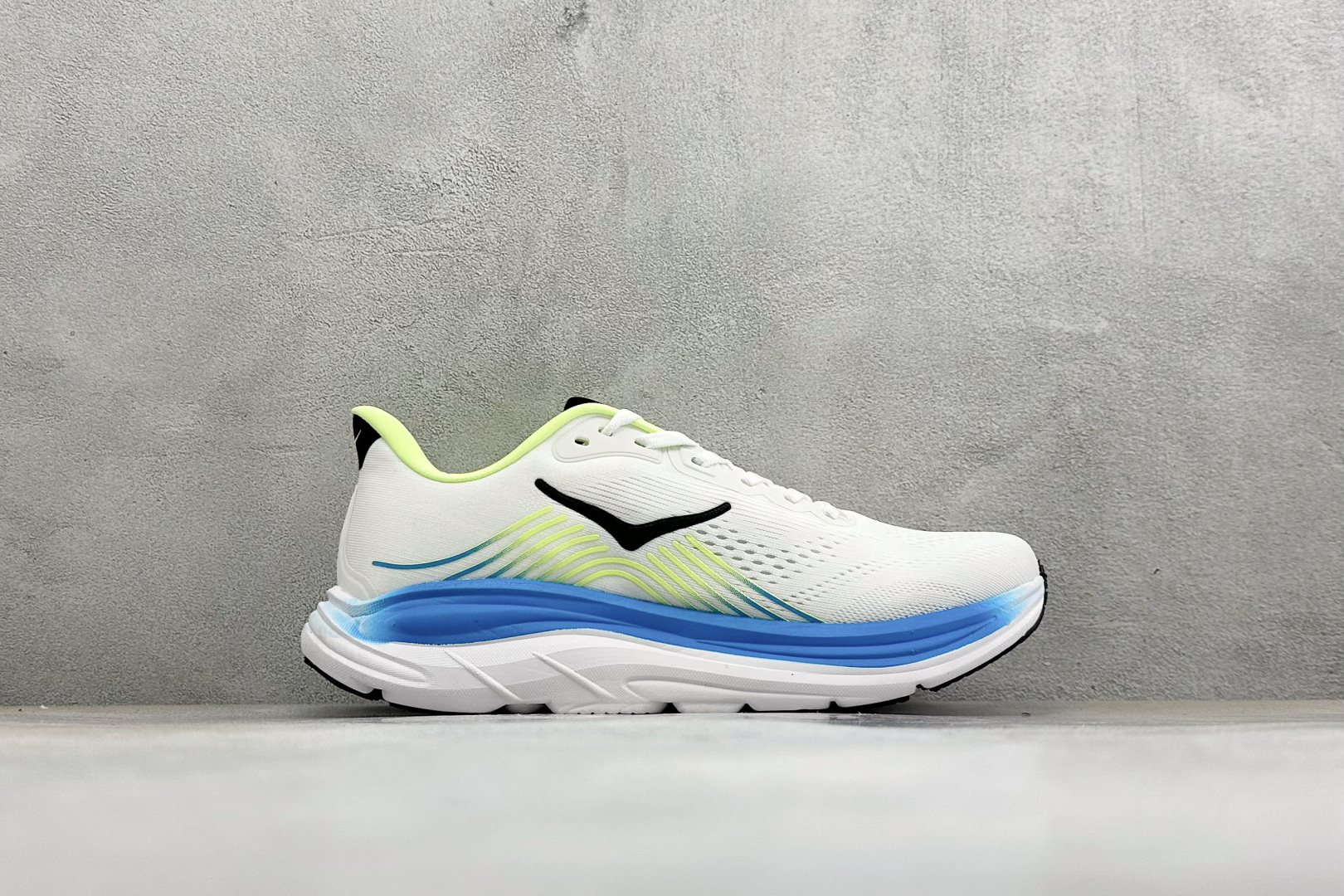 HOKA ONE ONE CLIFTON 11 轻盈缓震耐磨透气支撑 休闲跑步鞋 男女款HOKA Clifton 11专