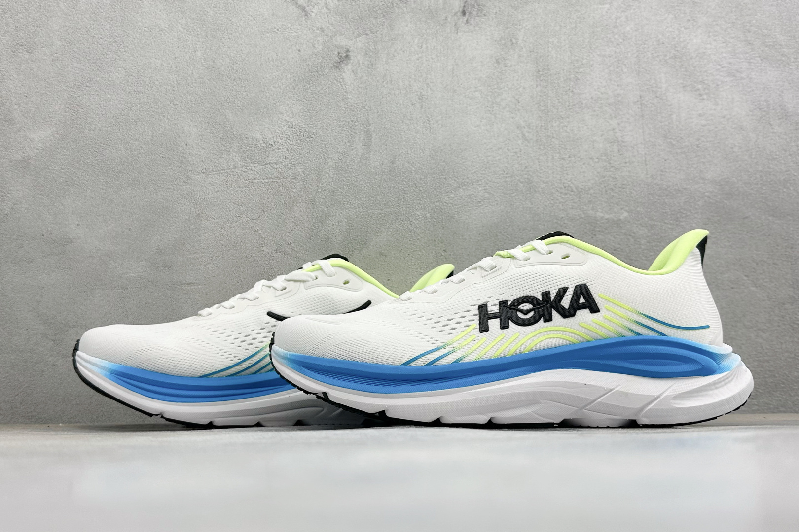 HOKA ONE ONE CLIFTON 11 轻盈缓震耐磨透气支撑 休闲跑步鞋 男女款HOKA Clifton 11专