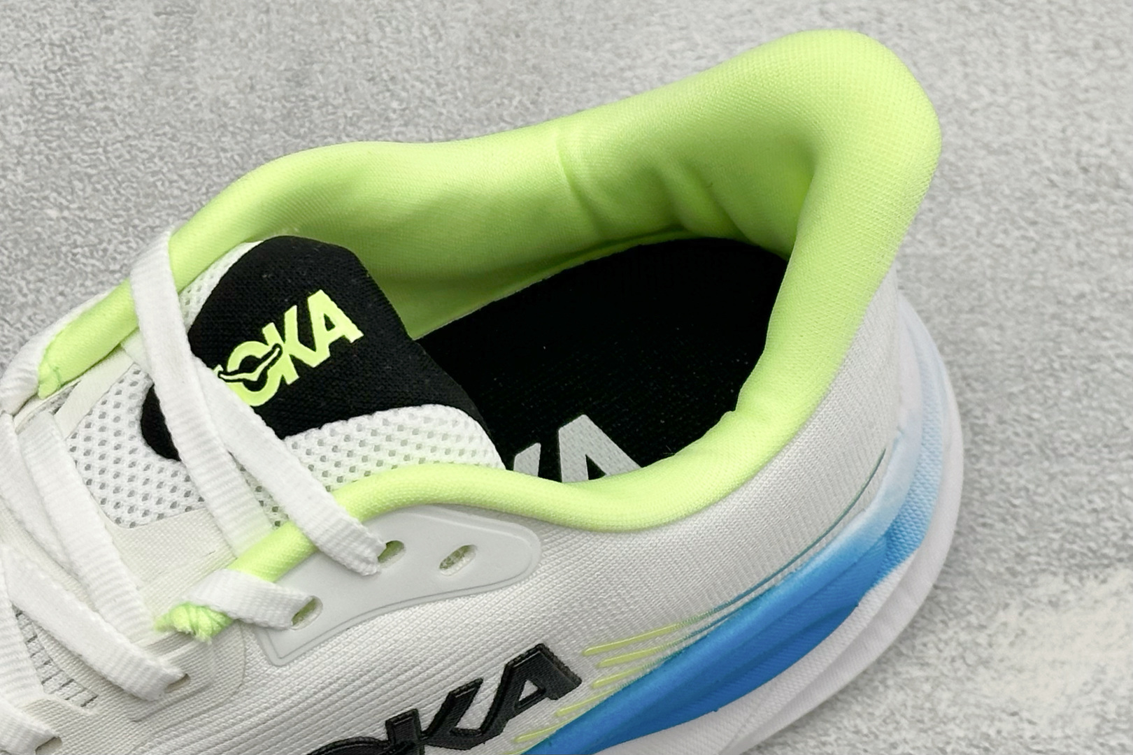 HOKA ONE ONE CLIFTON 11 轻盈缓震耐磨透气支撑 休闲跑步鞋 男女款HOKA Clifton 11专