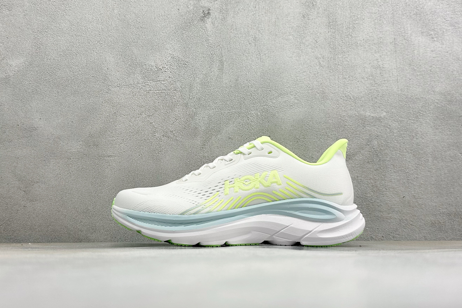 HOKA ONE ONE CLIFTON 11 轻盈缓震耐磨透气支撑 休闲跑步鞋 男女款HOKA Clifton 11专