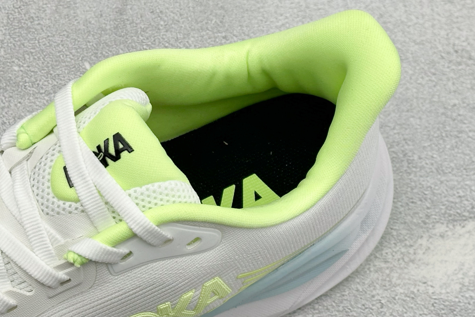 HOKA ONE ONE CLIFTON 11 轻盈缓震耐磨透气支撑 休闲跑步鞋 男女款HOKA Clifton 11专