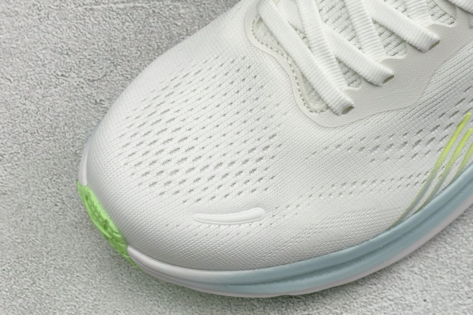 HOKA ONE ONE CLIFTON 11 轻盈缓震耐磨透气支撑 休闲跑步鞋 男女款HOKA Clifton 11专