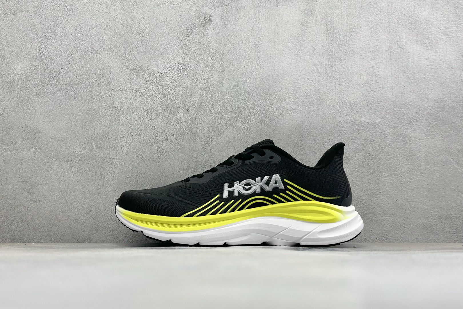 HOKA ONE ONE CLIFTON 11 轻盈缓震耐磨透气支撑 休闲跑步鞋 男女款HOKA Clifton 11专