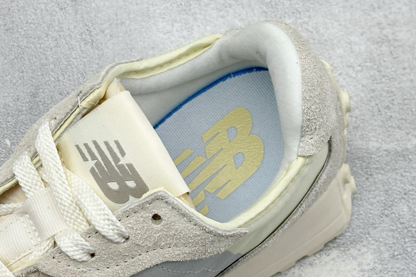 TG福利 New Balance MS327 复古休闲运动慢跑鞋 以更纯粹的复古风格设计打造的全新造型 侧身还以解构设计