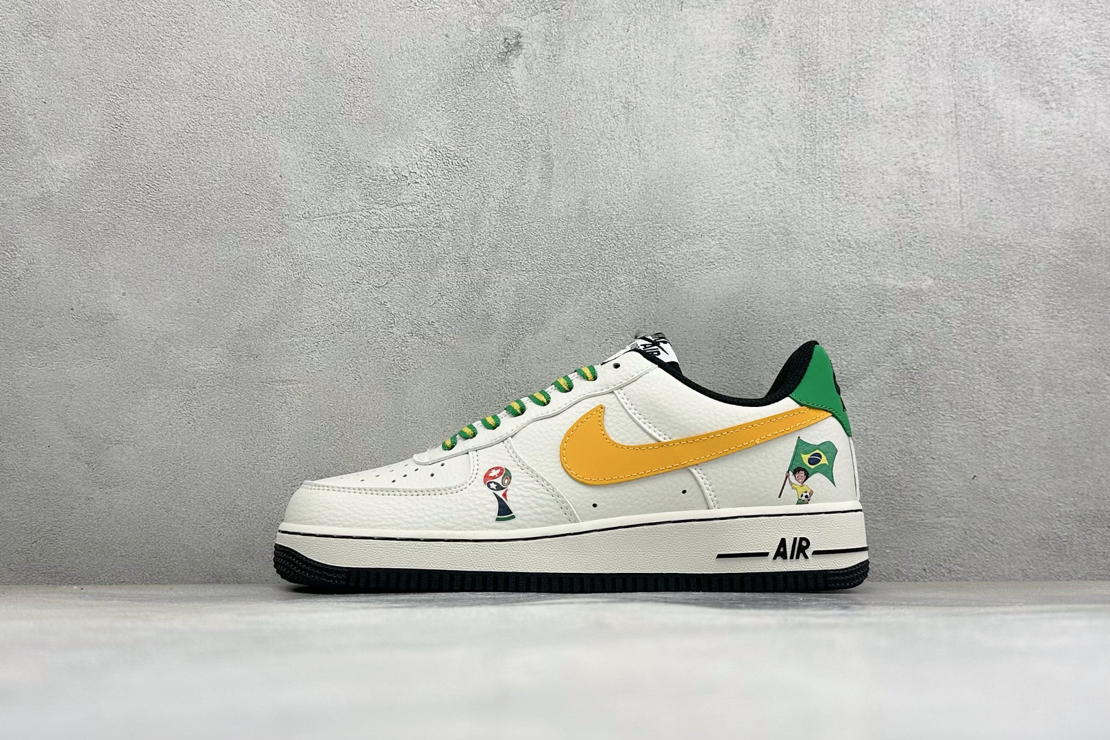 福利特价 Nike Air Force 1'07 Low 联名款 空军一号低帮休闲板鞋 #原楦原纸板 纯正空军版型 内置 福利特价 Nike Air Force 1'07 Low 联名款 空军一号低帮休闲板鞋 #原楦原纸板 纯正空军版型 内置