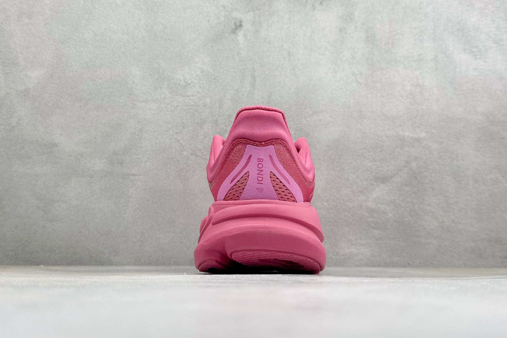 HOKA ONE ONE Bondi 9 复古舒适防滑耐磨低帮山地户外跑步鞋 货号: -CBPPL 尺码: 36-40 