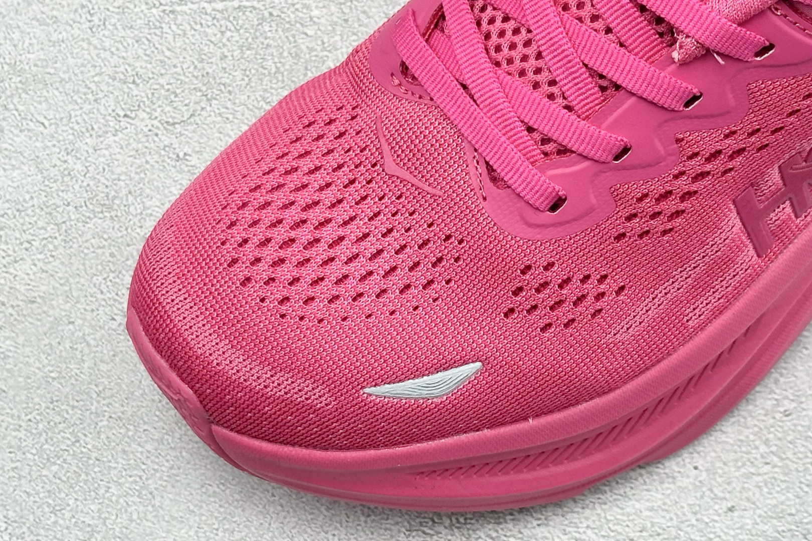 HOKA ONE ONE Bondi 9 复古舒适防滑耐磨低帮山地户外跑步鞋 货号: -CBPPL 尺码: 36-40 