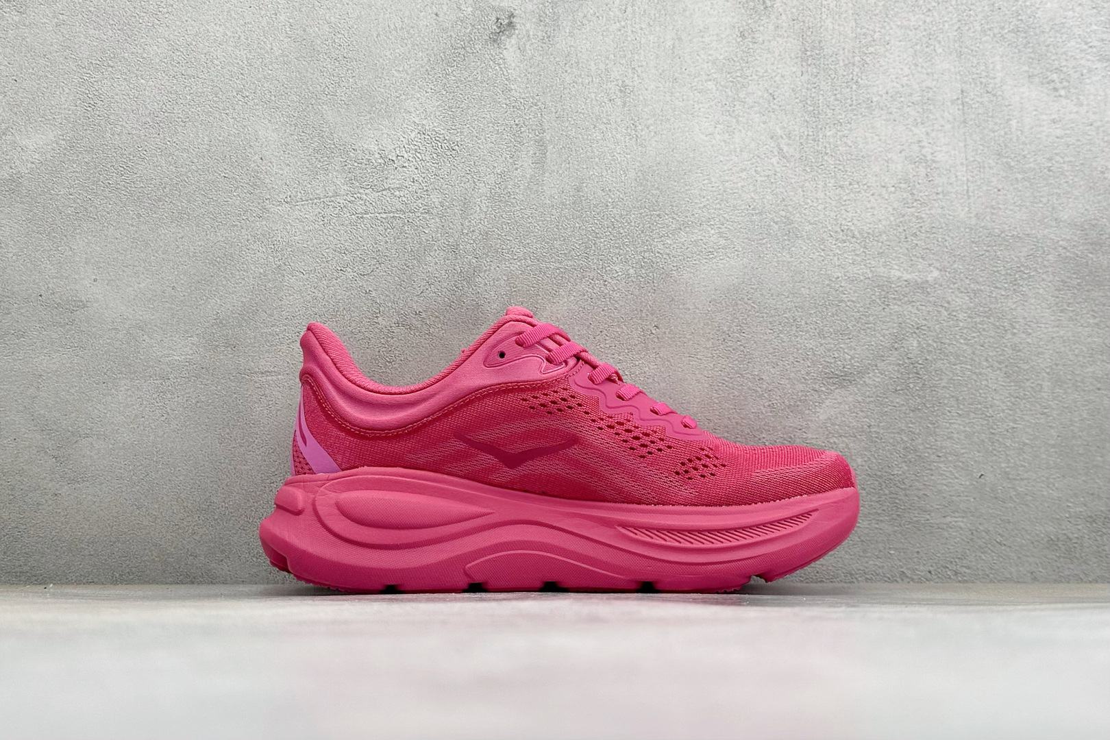 HOKA ONE ONE Bondi 9 复古舒适防滑耐磨低帮山地户外跑步鞋 货号: -CBPPL 尺码: 36-40 