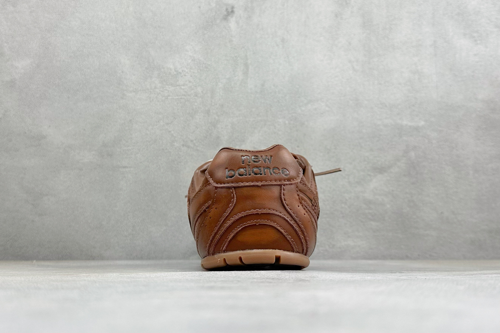 J版 Miu Miu x New Balance联名款运动鞋 New Balance 530 学院风 联名款只保留了旧版