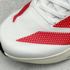 TY版AD ADIZERO EVO SL 2 阿迪超轻透气缓震跑鞋 以令人难以置信的138克重量,刷新了跑鞋轻量化的记录 TY版AD ADIZERO EVO SL 2 阿迪超轻透气缓震跑鞋 以令人难以置信的138克重量,刷新了跑鞋轻量化的记录