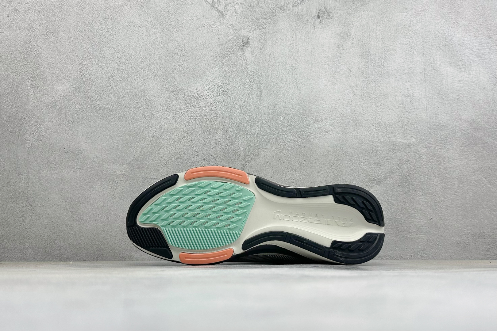 XM版NK Air Zoom Pegasus 42代 耐磨防滑运动跑步鞋 高端零售专供 内置Zoom气垫 鞋盒钢印 原厂 XM版NK Air Zoom Pegasus 42代 耐磨防滑运动跑步鞋 高端零售专供 内置Zoom气垫 鞋盒钢印 原厂