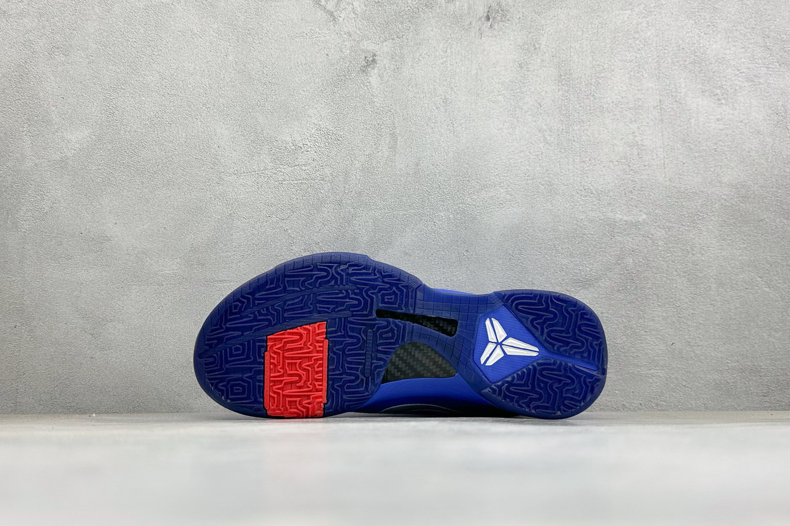CK版Nk Zoom Kobe V Protro 科比5代 专业实战篮球鞋 货号:IO6256-400 尺码:40 40 CK版Nk Zoom Kobe V Protro 科比5代 专业实战篮球鞋 货号:IO6256-400 尺码:40 40
