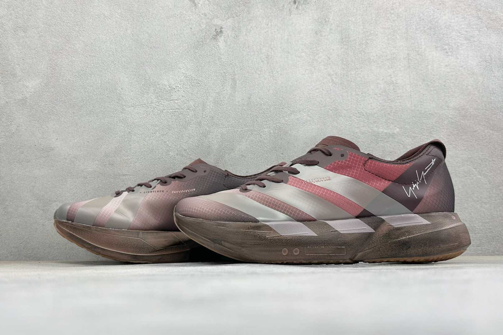 Y-3 x Adidas Adizero Adios 4 阿迪透气轻盈低帮跑步鞋 货号：KI7791 尺码：36 36.